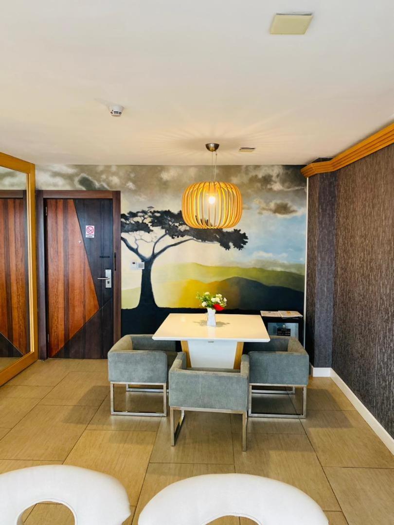 Boun'S Hotel Yaounde Ngoại thất bức ảnh