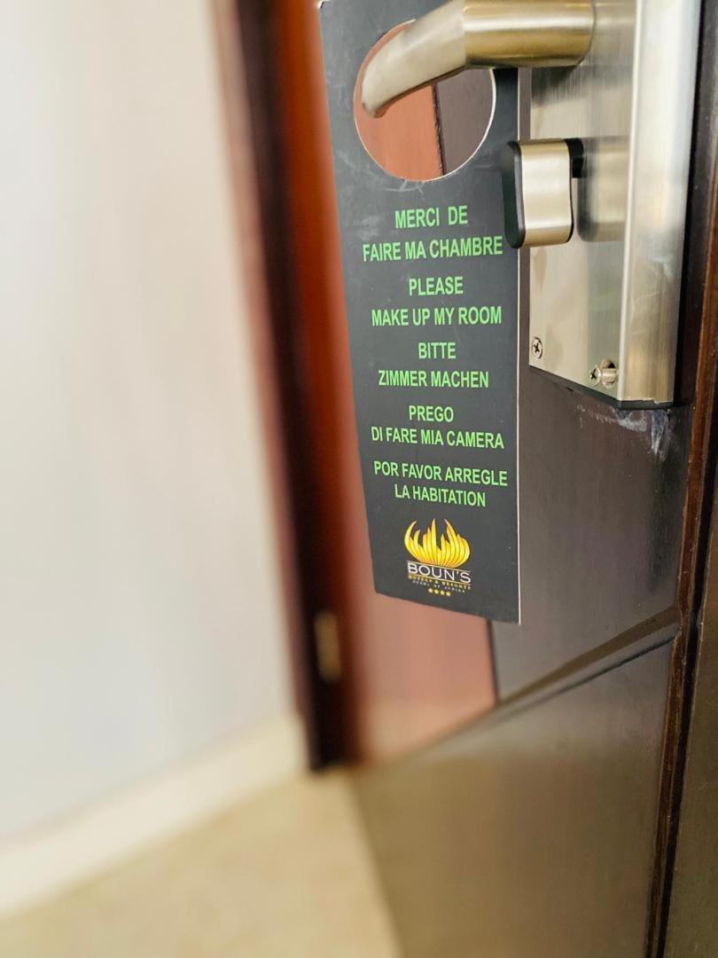 Boun'S Hotel Yaounde Ngoại thất bức ảnh