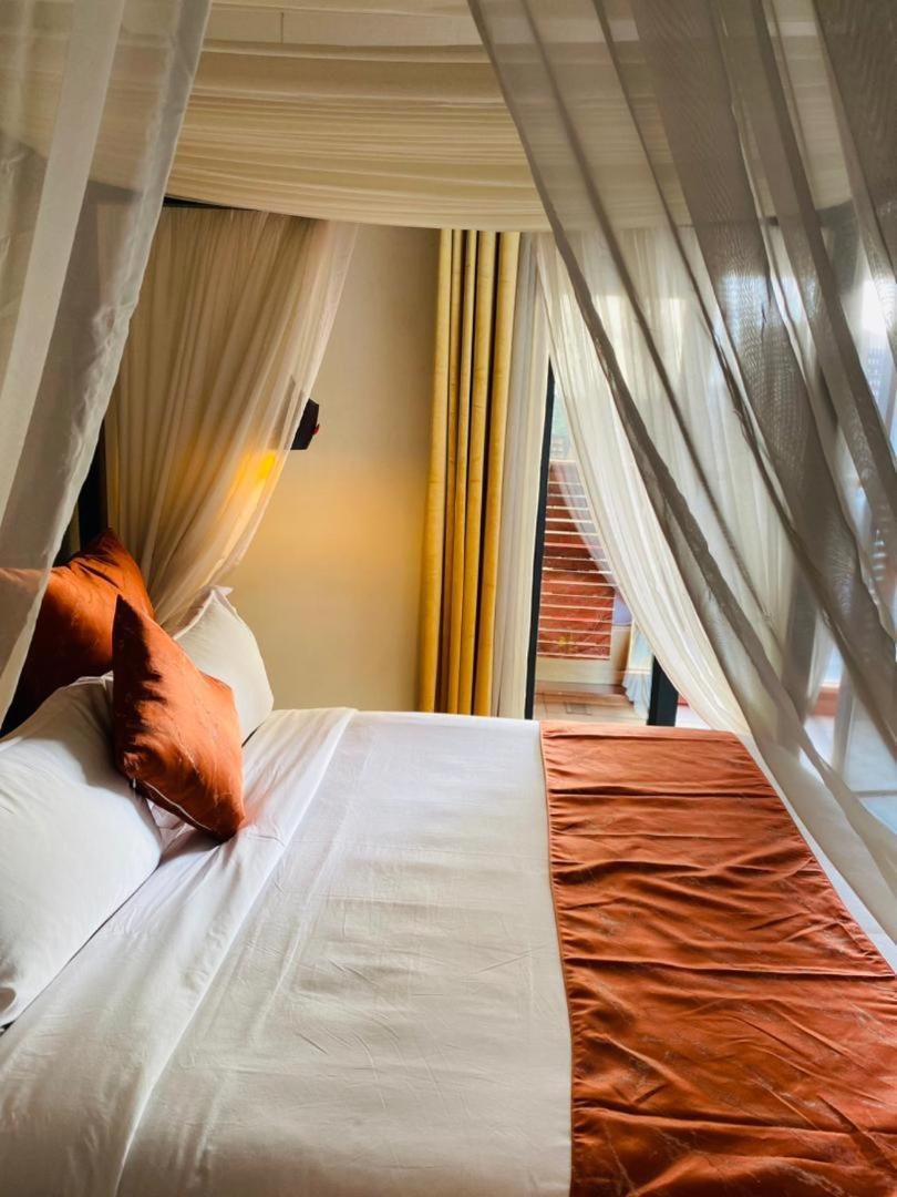 Boun'S Hotel Yaounde Ngoại thất bức ảnh