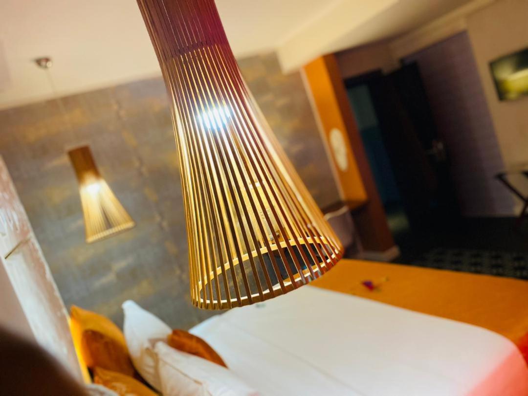 Boun'S Hotel Yaounde Ngoại thất bức ảnh