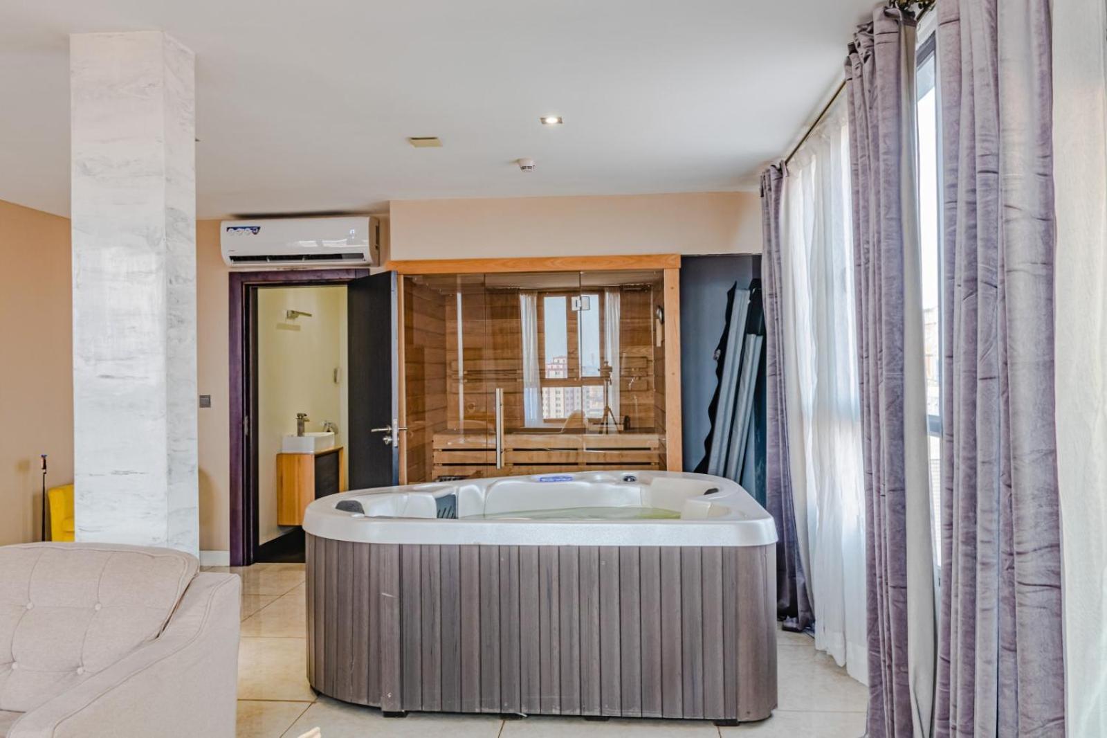 Boun'S Hotel Yaounde Ngoại thất bức ảnh